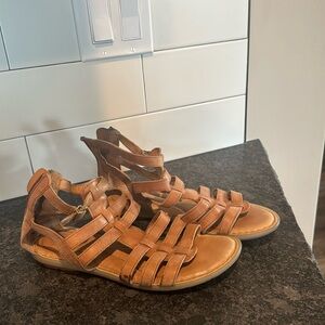 Born Sandals - Size 8